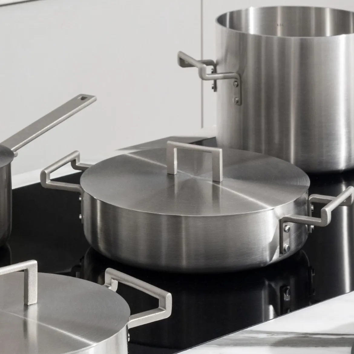 Batería de cocina de acero inoxidable multicapa Convivio Alessi