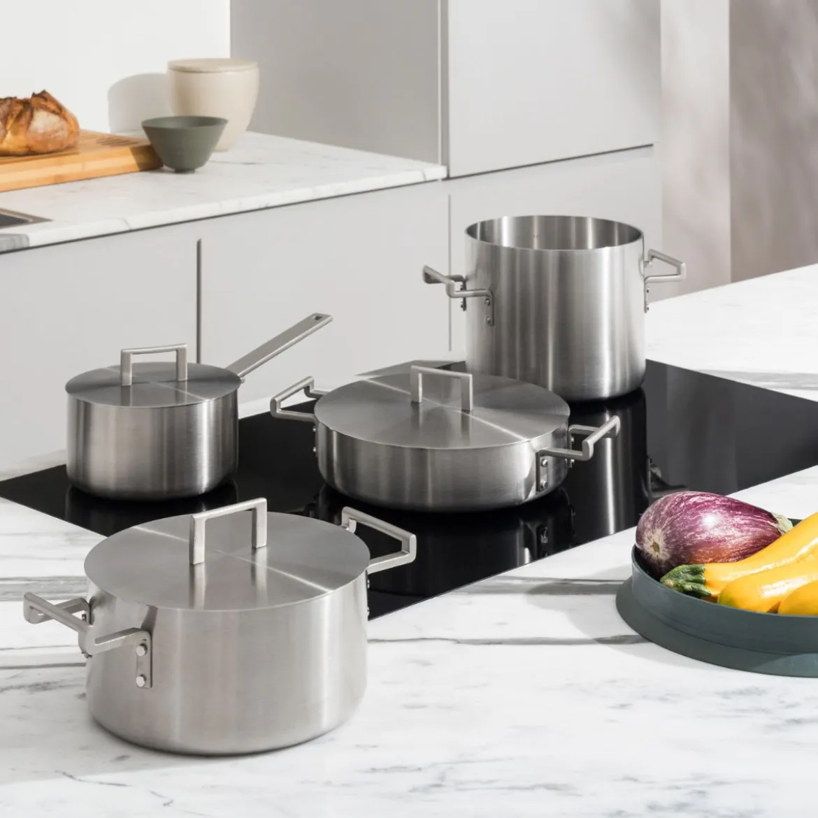 Batería de cocina de acero inoxidable multicapa Convivio Alessi