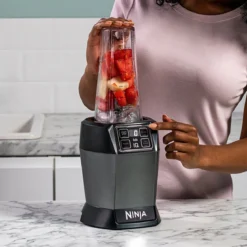 Batidora individual para smoothies Pro BN495 Ninja®