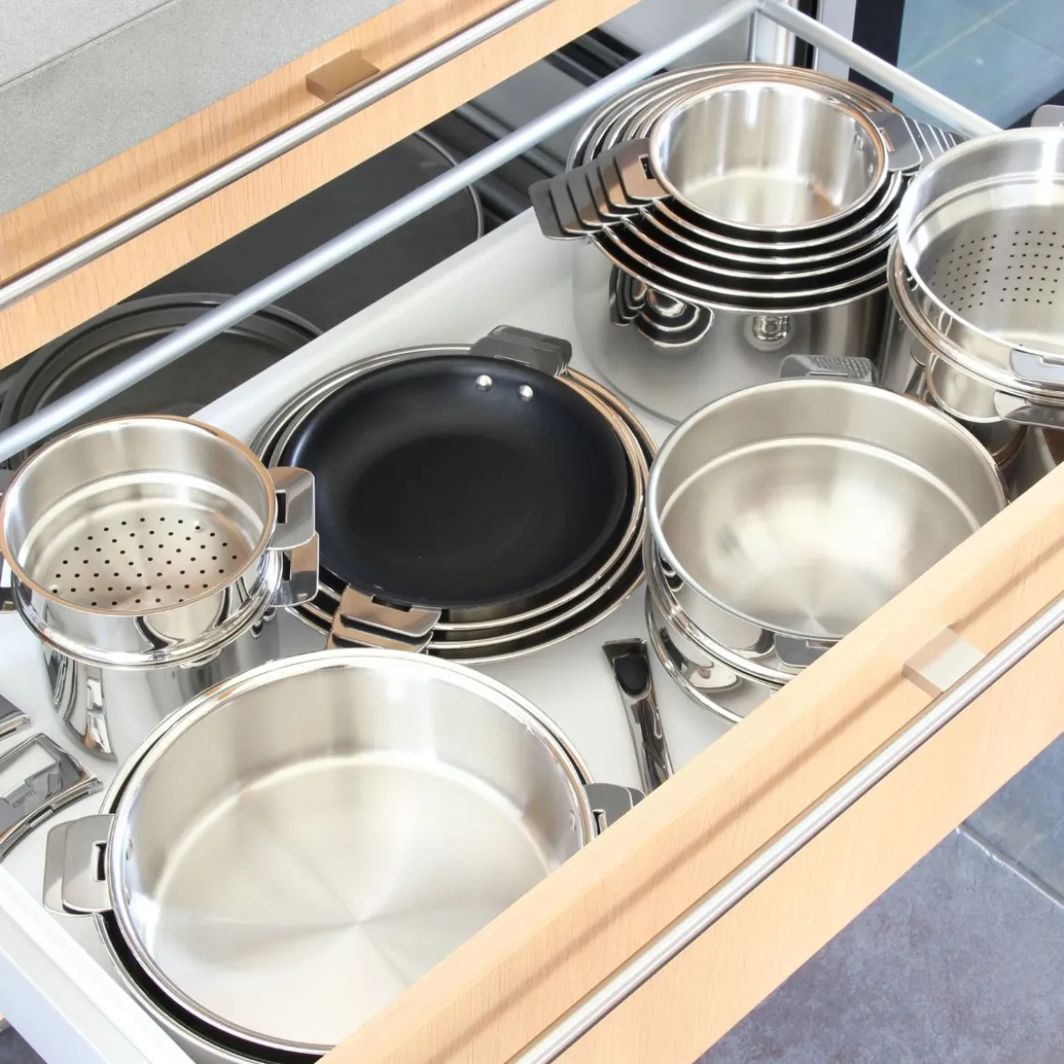 Cacerola y sauté de acero inoxidable multicapa Casteline Cristel