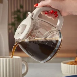 Cafetera de goteo Brontë Russell Hobbs