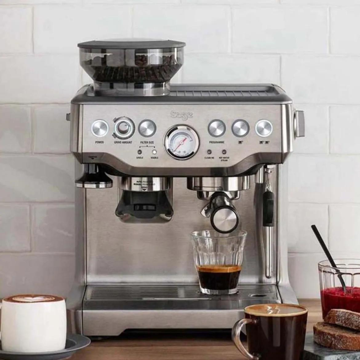 Cafetera manual Barista Express de Sage