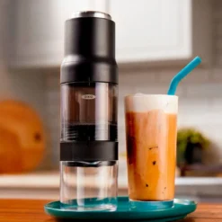 Cafetera portátil manual para café caliente y cold brew Rapid Brewer OXO