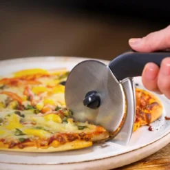 Corta-pizzas de acero inox Zyliss