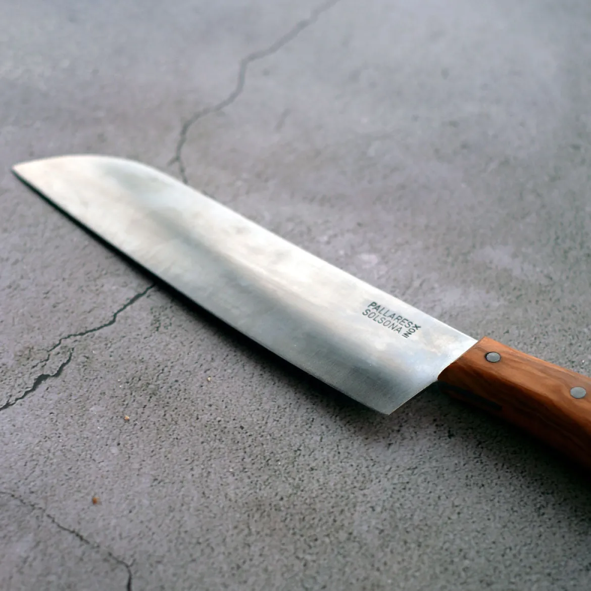 Cuchillo Chef con mango de madera de olivo Pallarès