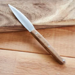 Cuchillo de mesa estilizado con mango de olivo Pallarès