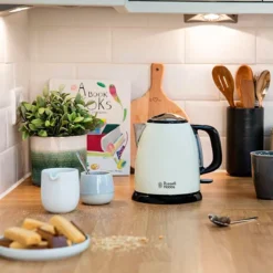 Hervidor Mini Colours Plus+ Russell Hobbs