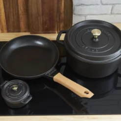 Mini cocotte de hierro fundido Staub