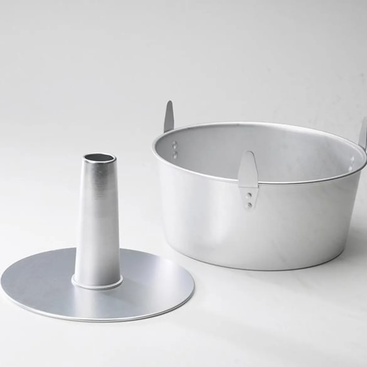 Molde aluminio Angel Food Cake Nordic Ware