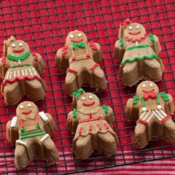 Molde aluminio Gingerbread Kids Nordic Ware