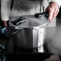 Olla a presión de gran capacidad 8 L Vitaquick® Premium Fissler