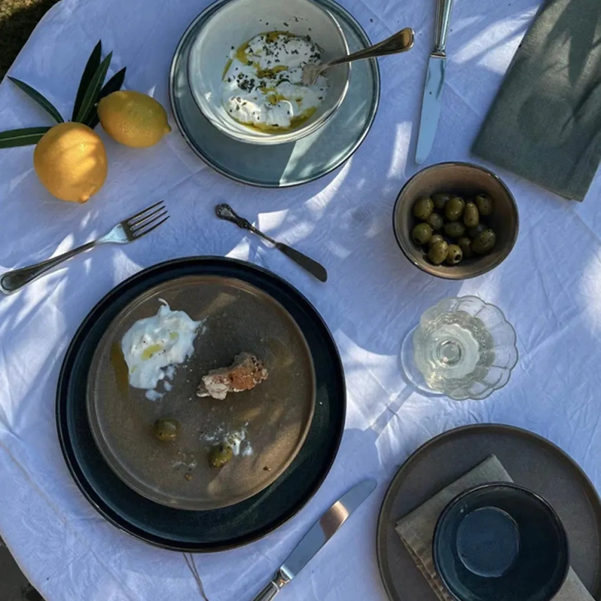 Plato de gres Serenity de Dutch Rose