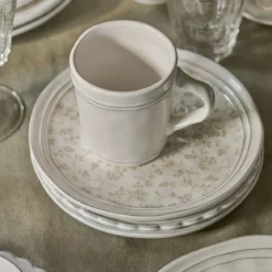 Plato postre irregular Artisan Collection de Laura Ashley