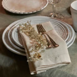 Platos cerámicos Artisan Collection de Laura Ashley