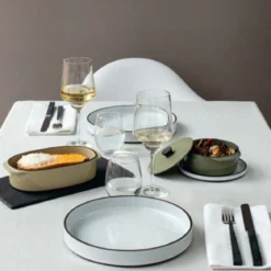 Platos de porcelana Caractère Revol