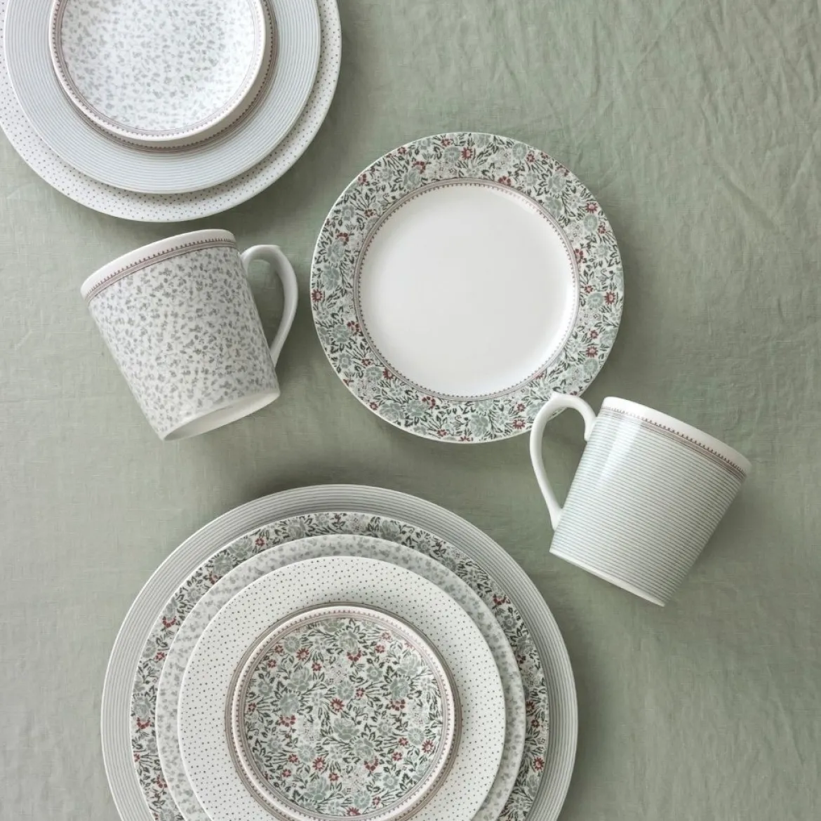 Platos de porcelana Wild Clematis Laura Ashley