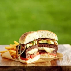 Prensa para hamburguesa rellenas 3 en 1 Nordic Ware