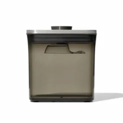 Recipiente tintado para café con tapa de acero y cuchara POP 2.0 STEEL OXO