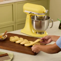 Robot de cocina ARTISAN Modelo 195 Ed. Color del Año 2025 KitchenAid