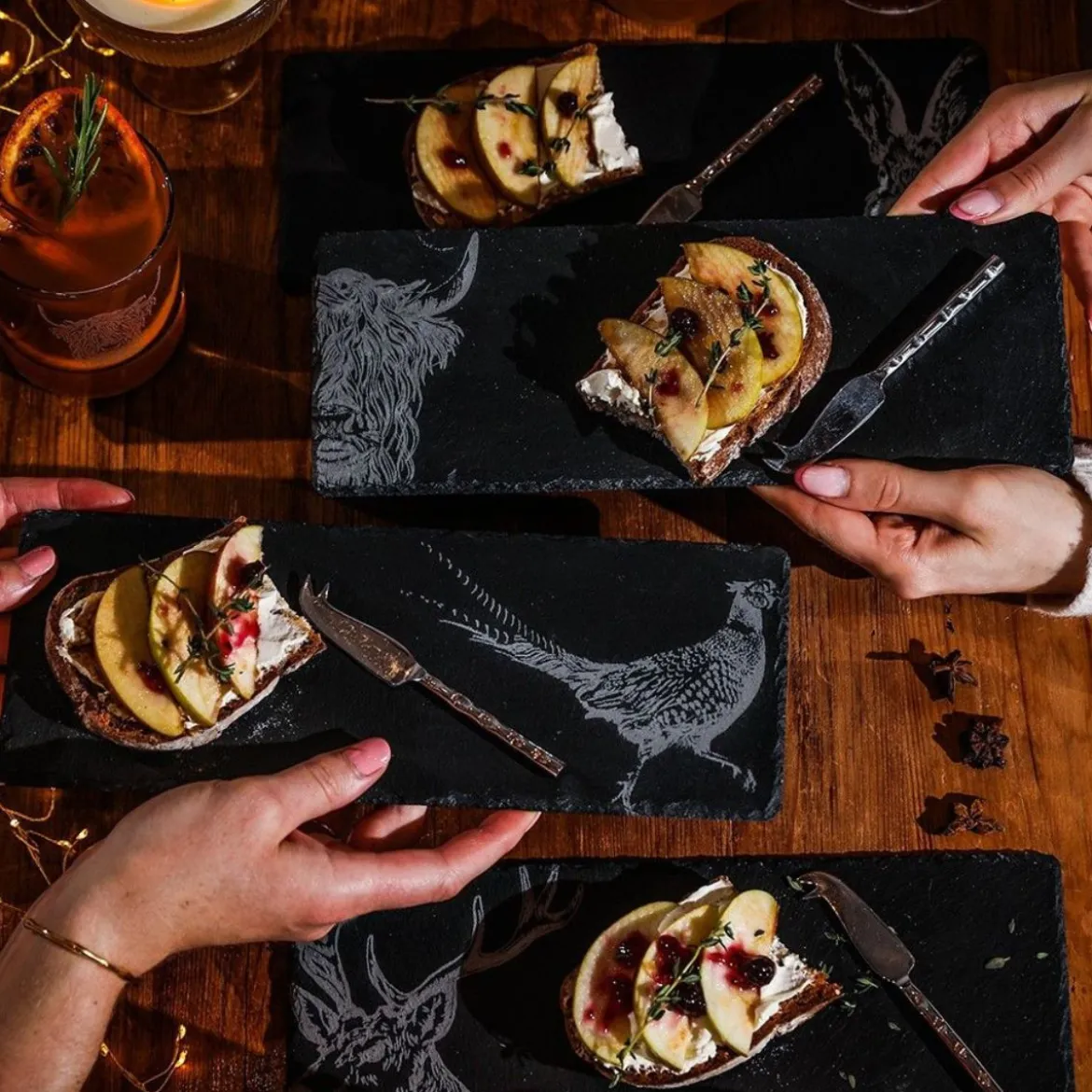 Set de 4 mini tablas de pizarra y 4 cuchillos para queso Selbrae