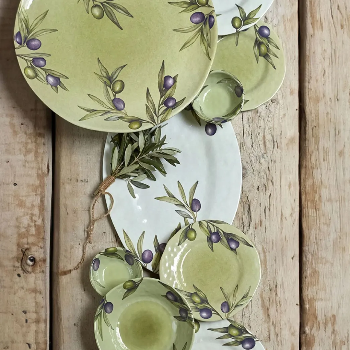 Set de 2 platos planos de melamina Olyvia Rose & Tulipani