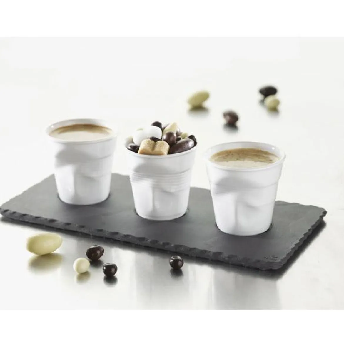 Taza arrugada tipo espresso de porcelana 80 ml Revol
