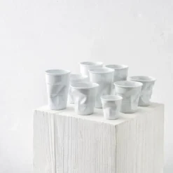 Taza arrugada tipo espresso de porcelana 80 ml Revol